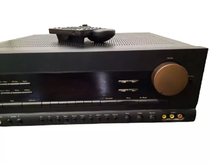 WZMACNIACZ AMPLITUNER HARMAN KARDON AVR 51
