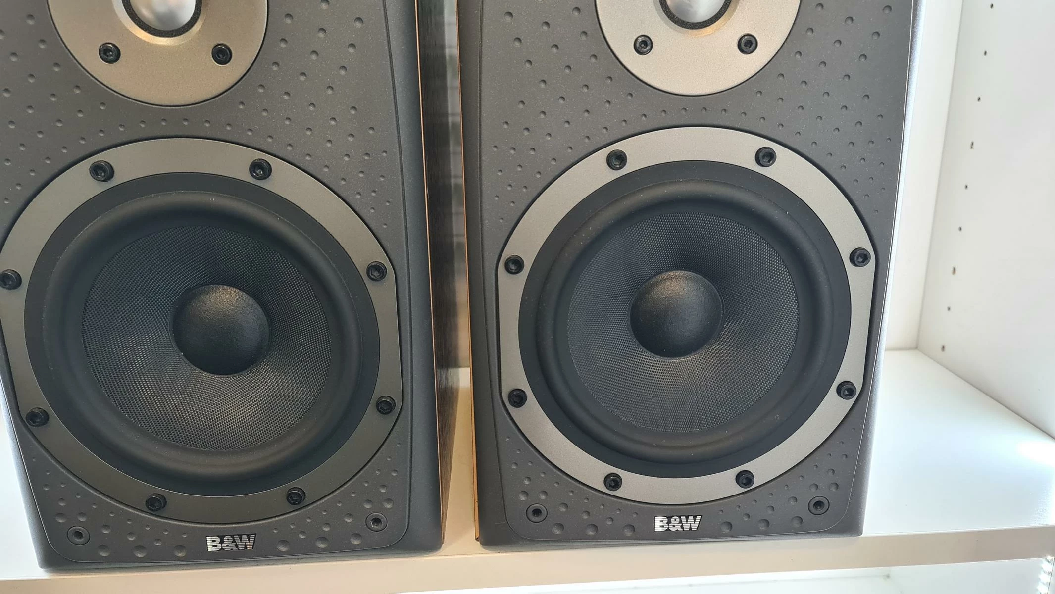 kolumny-bw-dm-303-bowers-wilkins-moc-znamionowa-rms-100