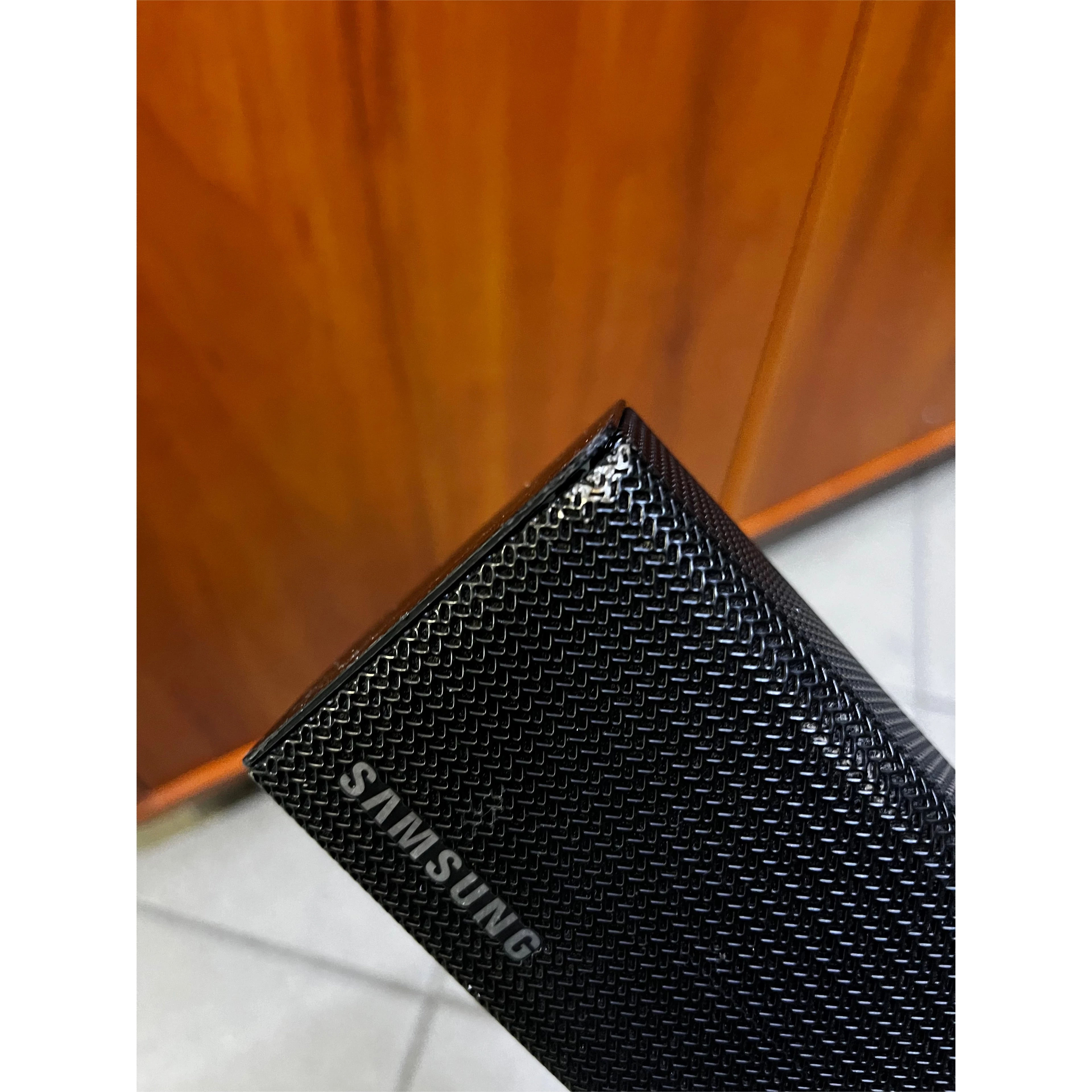 zestaw-soundbar-subwoofer-samsung-ps-wk450-pilot-opis-sprawny-zalaczone-wyposazenie-pilot-okablowanie