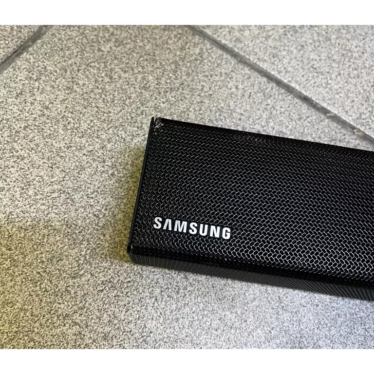 zestaw-soundbar-subwoofer-samsung-ps-wk450-pilot-opis-sprawny-sklad-zestawu-soundbar