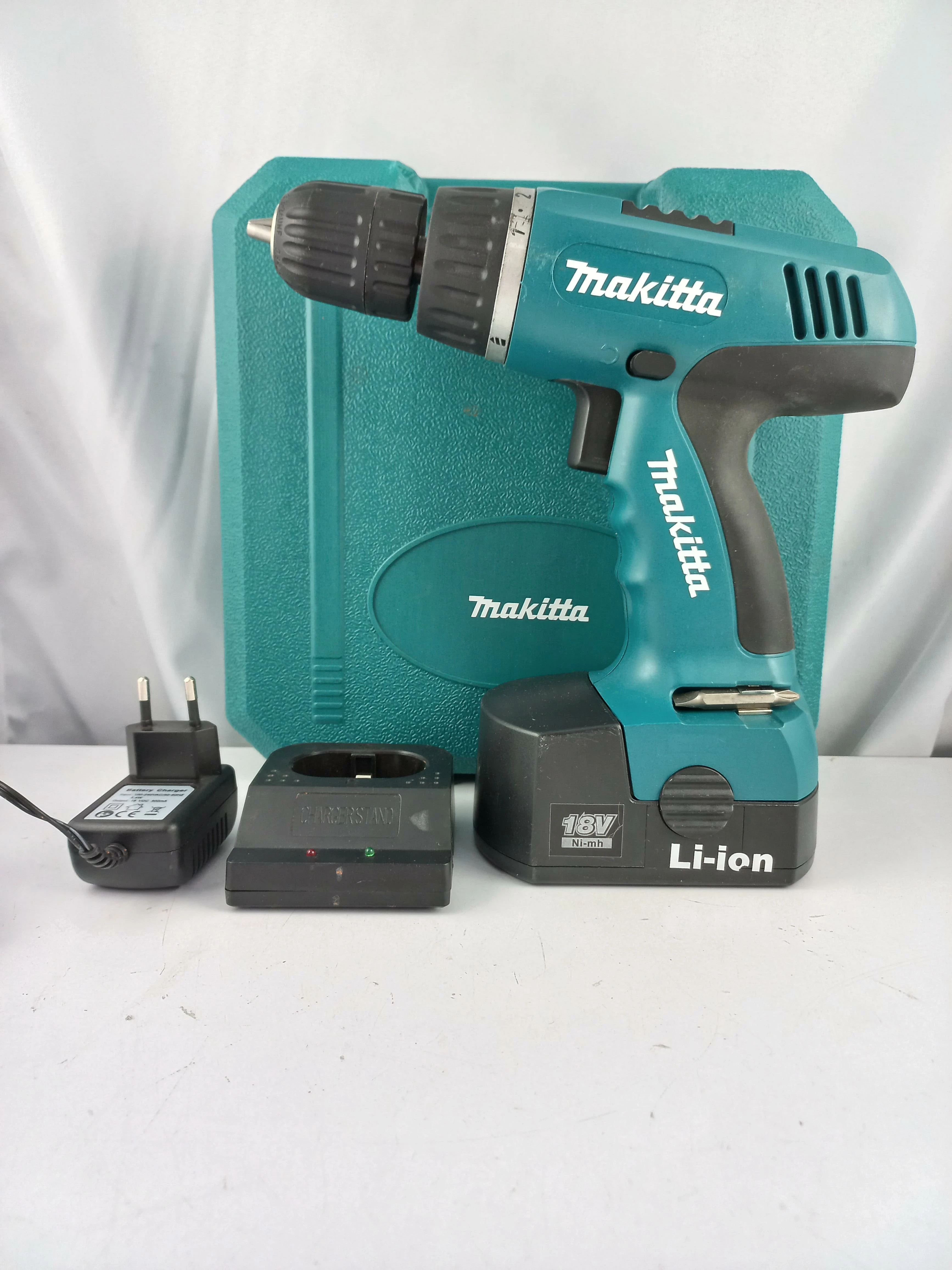 wkretarka-makitta-ft01504-18v-warto-stan-uzywany