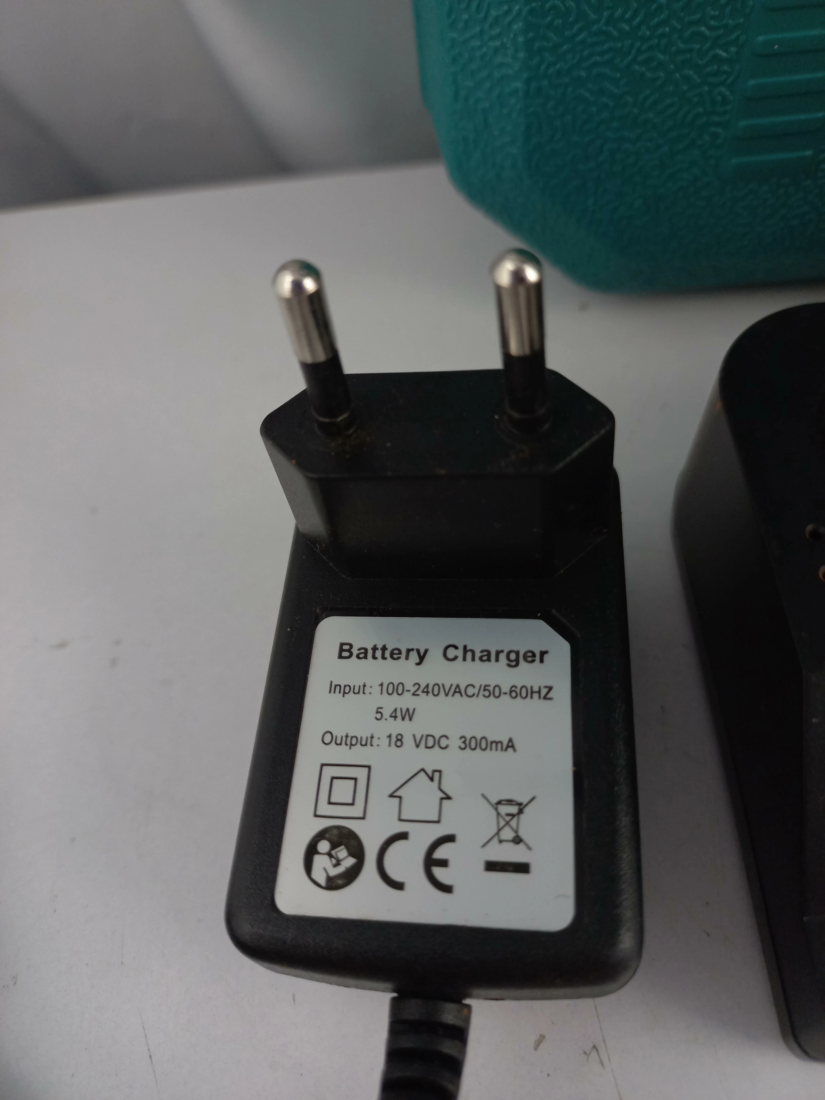 wkretarka-makitta-ft01504-18v-warto-napiecie-v-18-v