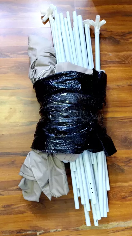 PAWILON ZE ŚCIANKAMI BLOOMA JARVIS 5M X 5M
