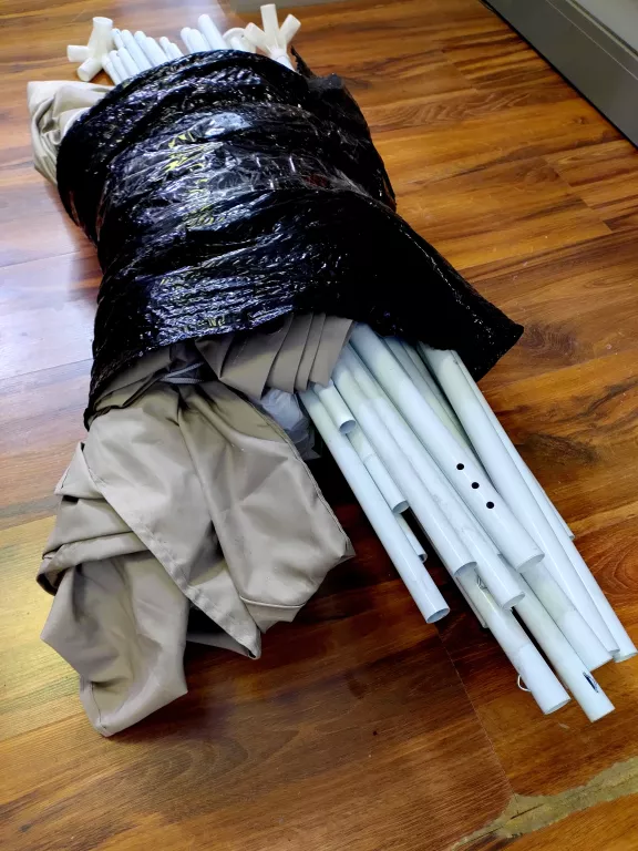PAWILON ZE ŚCIANKAMI BLOOMA JARVIS 5M X 5M