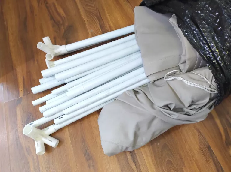 PAWILON ZE ŚCIANKAMI BLOOMA JARVIS 5M X 5M