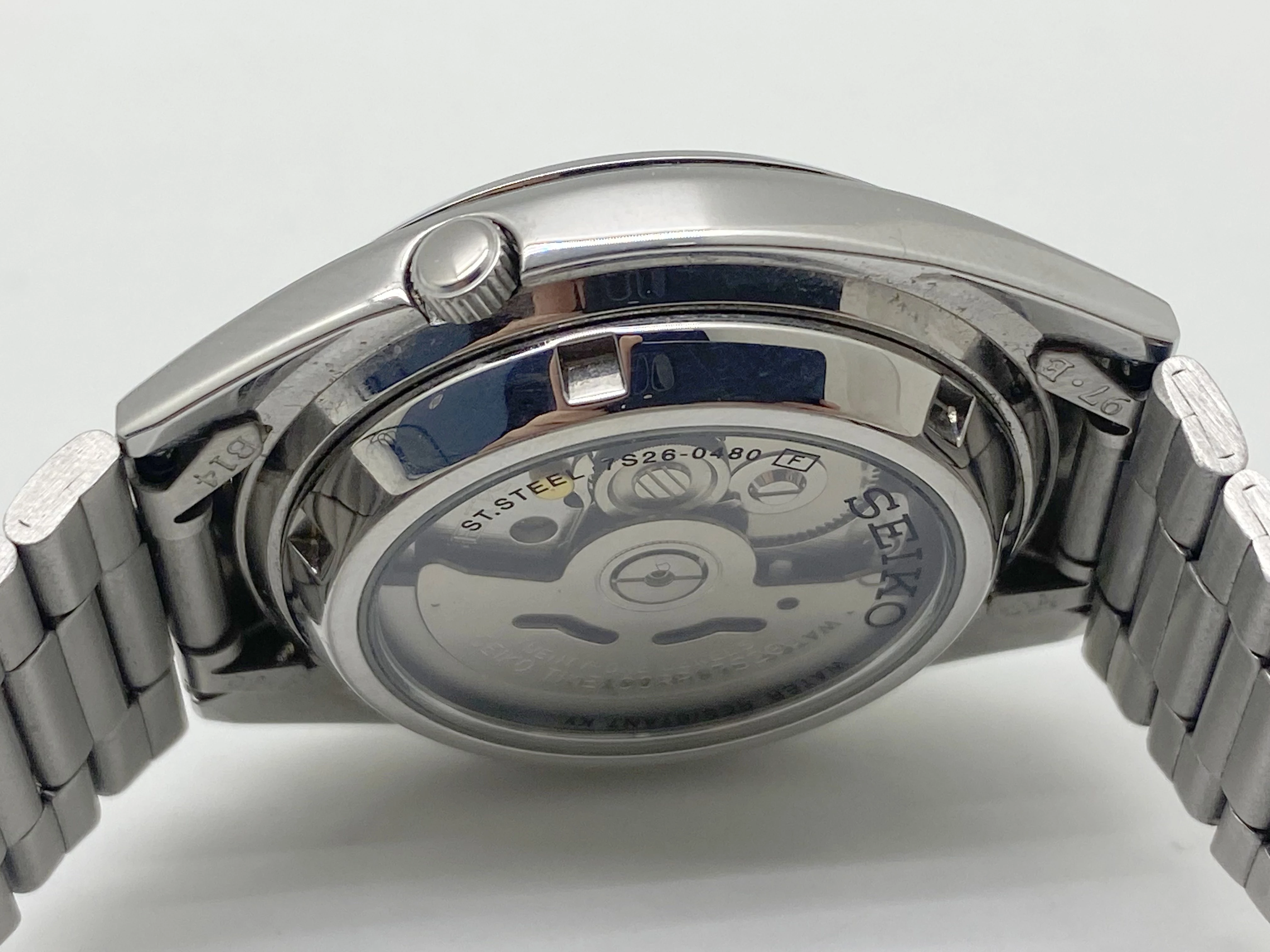 zegarek-seiko-7s26-0480-ksztalt-koperty-okragla