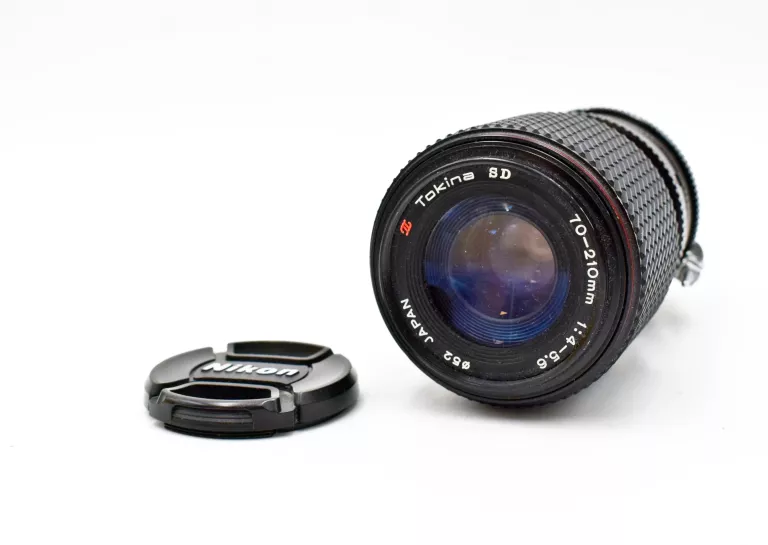 OBIEKTYW TOKINA SD 70-210MM 1:4-5,6 KONWENTER VIVITAR
