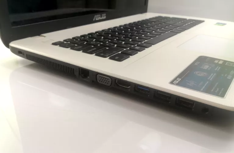 LAPTOP ASUS X751S PENTIUM 4GB RAM 1TB HDD WIIN10 GF920MX | Laptopy ...