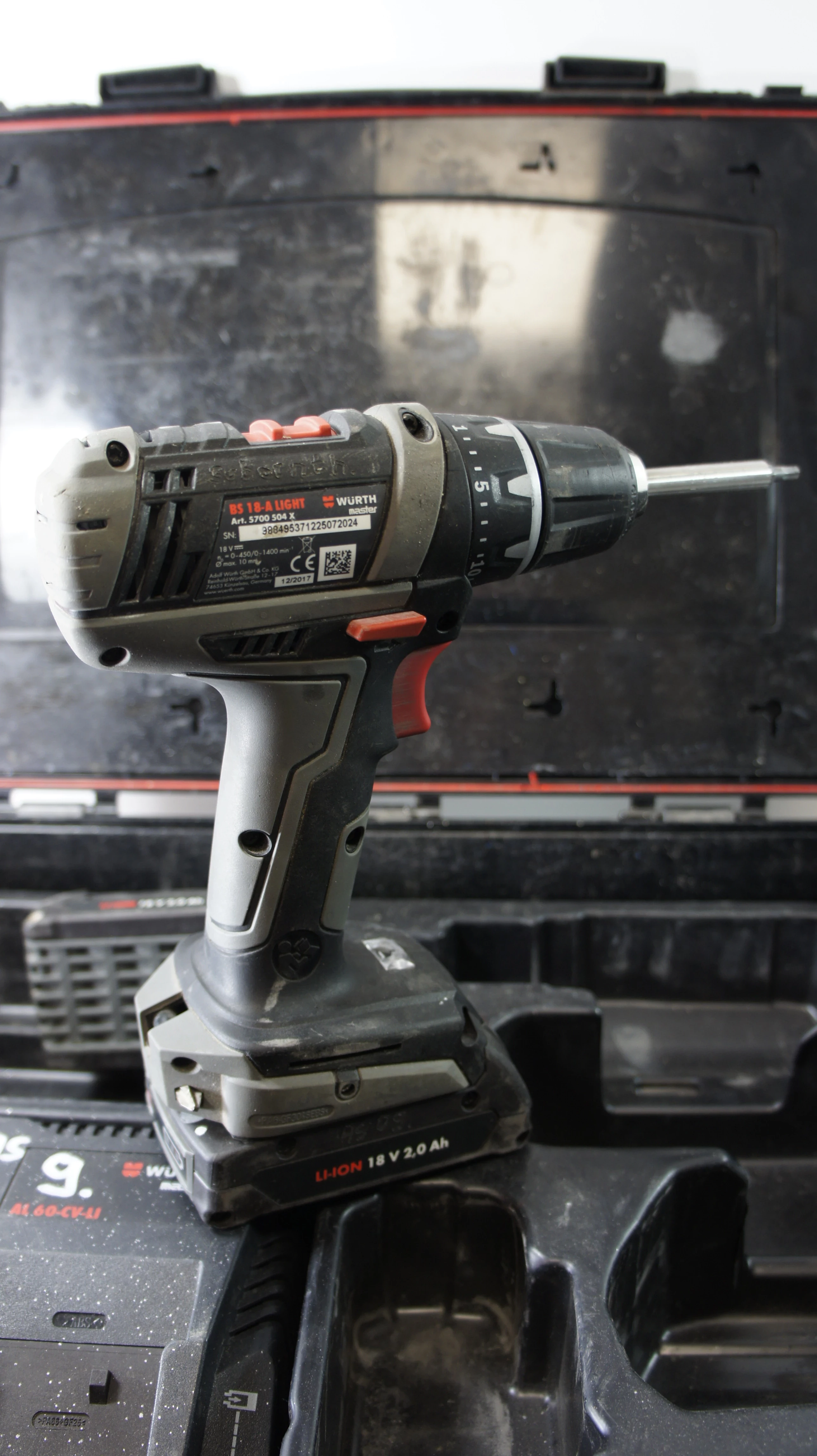 wkretarka-wurth-zasilanie-akumulatorowe-18-v-stan-11323-2