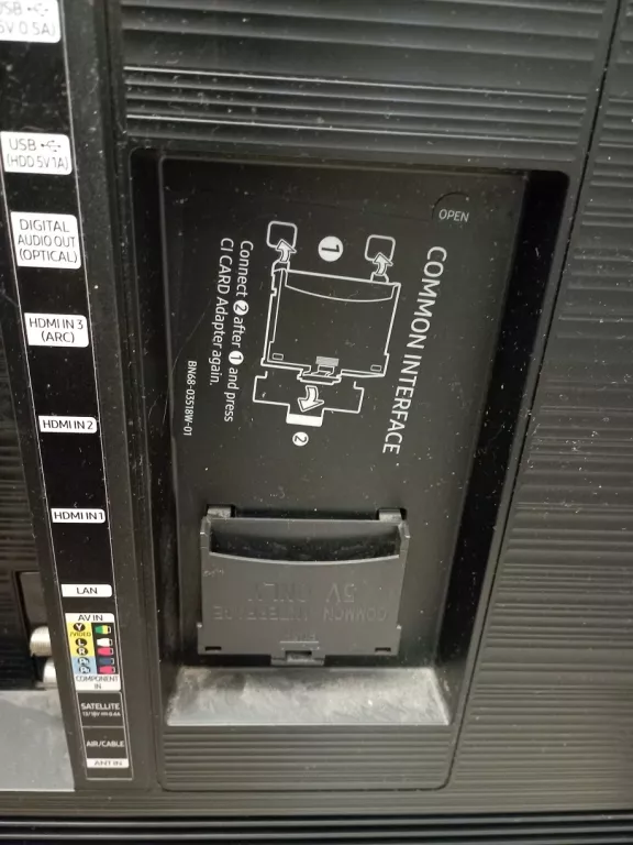 TELEWIZOR SAMSUNG 55'' UE55NU7452U +PILOT