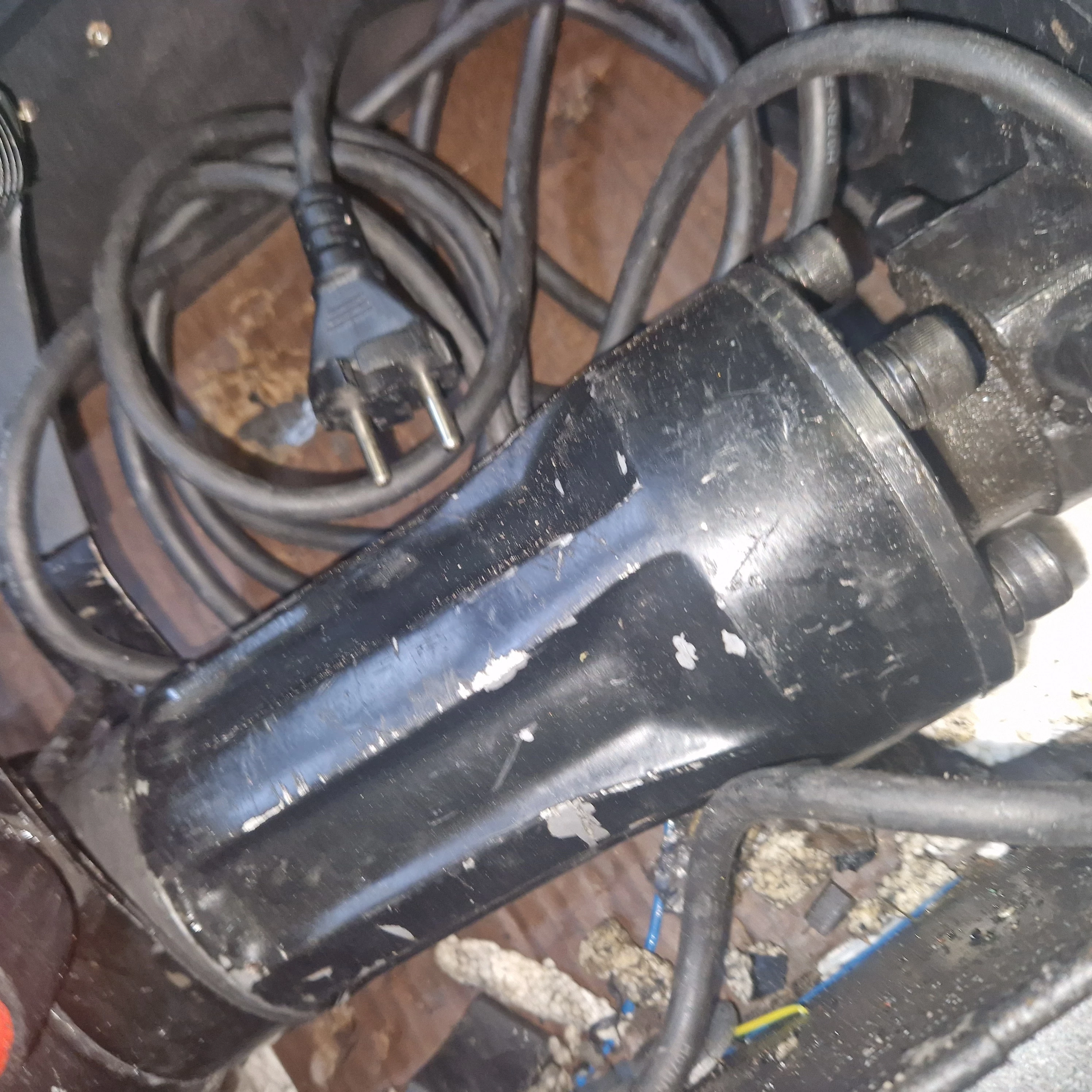 mlot-wyburzeniowy-yato-yt-82001-walizka-uszkodzony-na-czesci-ean-gtin-5906083029264