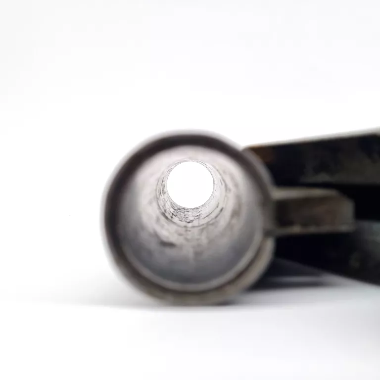 STARY PISTOLET SYGNAŁOWY LP57 (NA RACE)