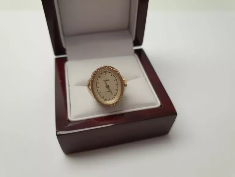 zegarek-w-pierscionku-czajka-pozlacany-stan-nie-wymaga-renowacji
