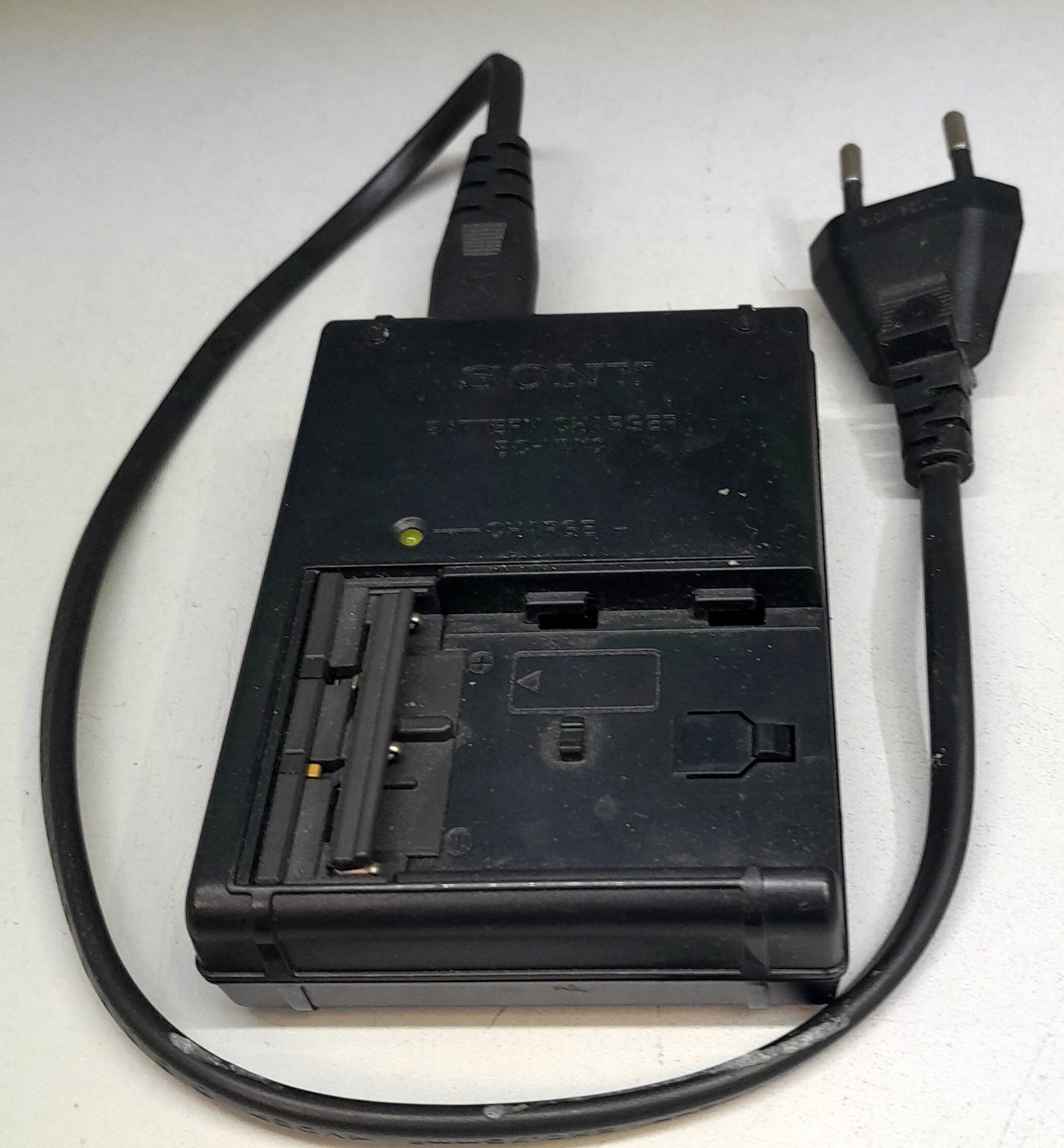 lustrzanka-sony-dslr-a300-sigma-18-200mm-kod-producenta-dslr-a300