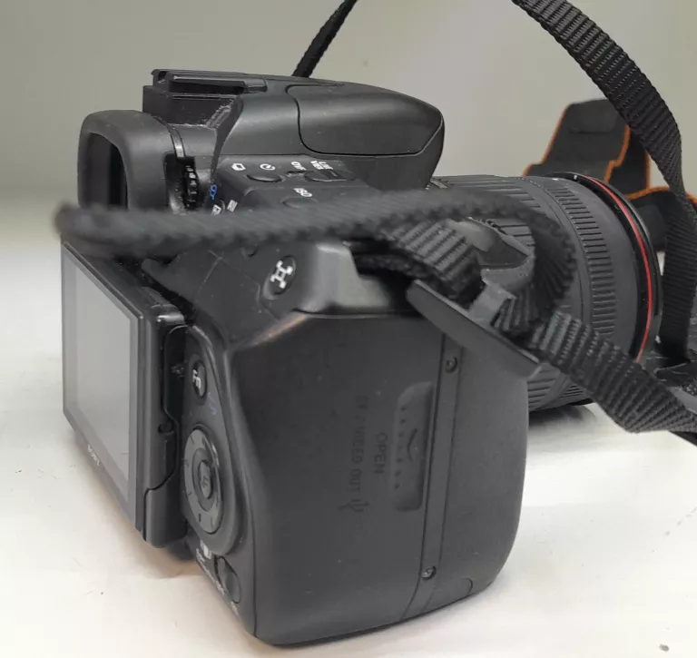 lustrzanka-sony-dslr-a300-sigma-18-200mm-w-zestawie-korpus