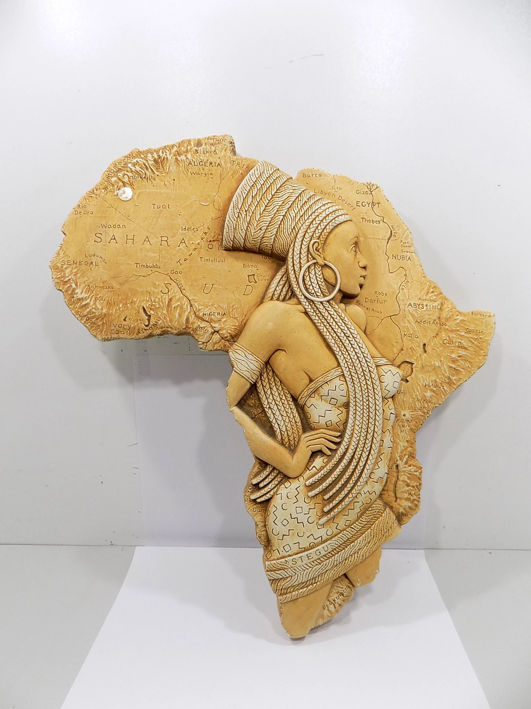 figurka-kleopatry-na-sciane-plaskorzezba-gipsowa-egipt-ozdoba-wyzwolenia-28-ozimek