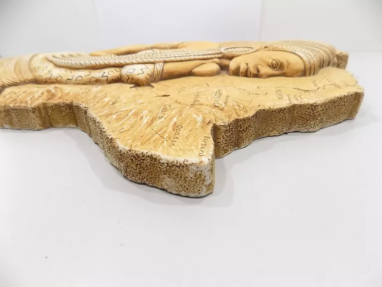 figurka-kleopatry-na-sciane-plaskorzezba-gipsowa-egipt-ozdoba-kod-producenta-figurka-kleopatry-na-sciane-plaskorzezba