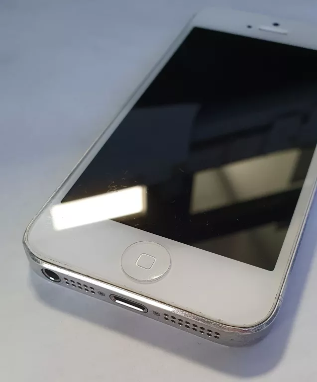IPHONE 5 BIAŁY ICLOUD ZALOGOWANY