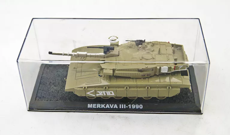 MODEL CZOŁGU MERKAVA III-1990