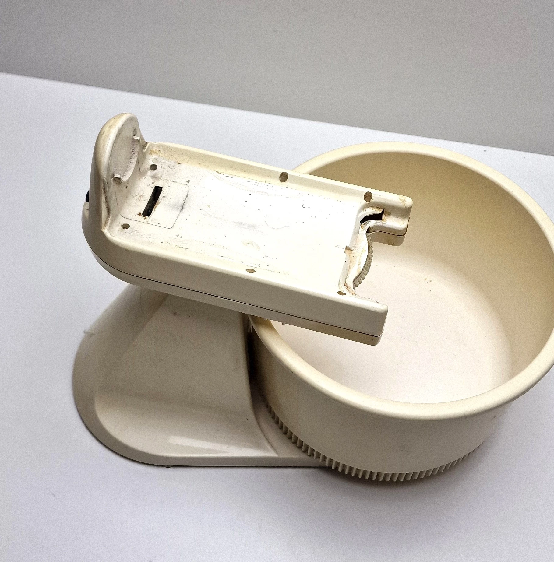 mikser-reczny-z-misa-obrotowa-zelmer-turbo-sprint-moc-200