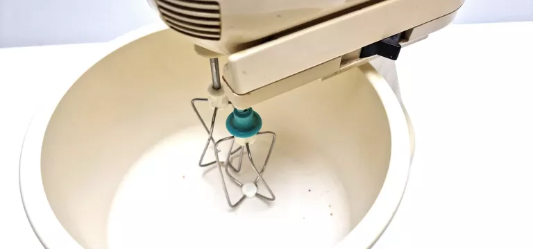 mikser-reczny-z-misa-obrotowa-zelmer-turbo-sprint-stan-uzywany