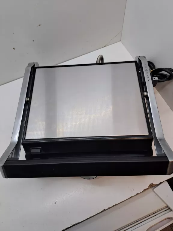 GRILL COMPAKT SWITCH ON CG-B0001 2000W