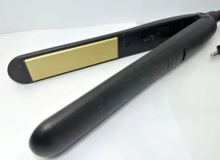 PROSTOWNICA PHILIPS SALON STRAIGHT ESSENTIAL HP4661 240 V