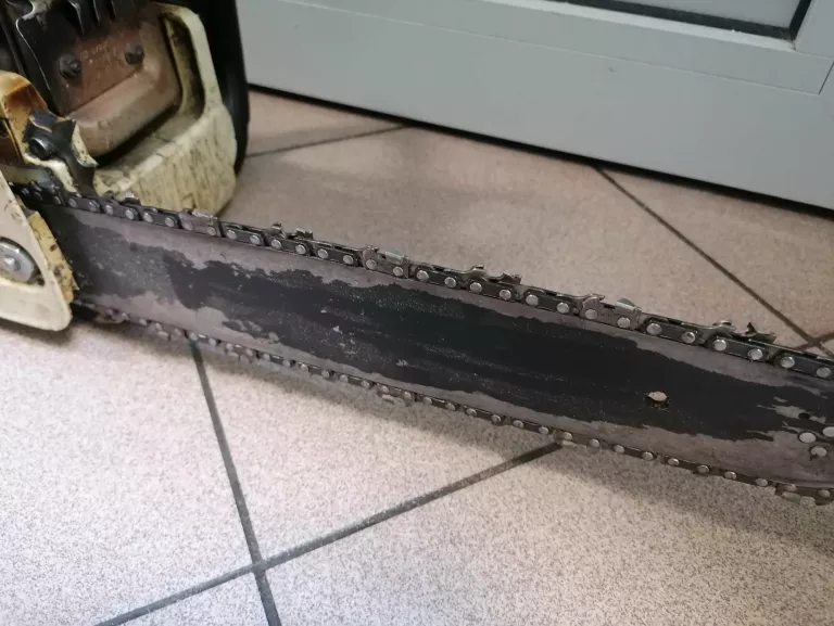 pila-spalinowa-stihl-023-ms-230-zasilanie-spalinowe