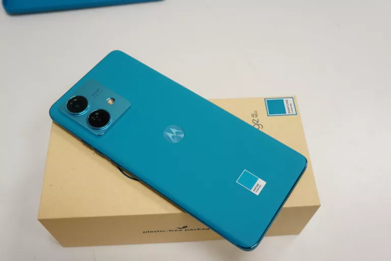 MOTOROLA EDGE 40 NEO 12/256GB STAN BDB