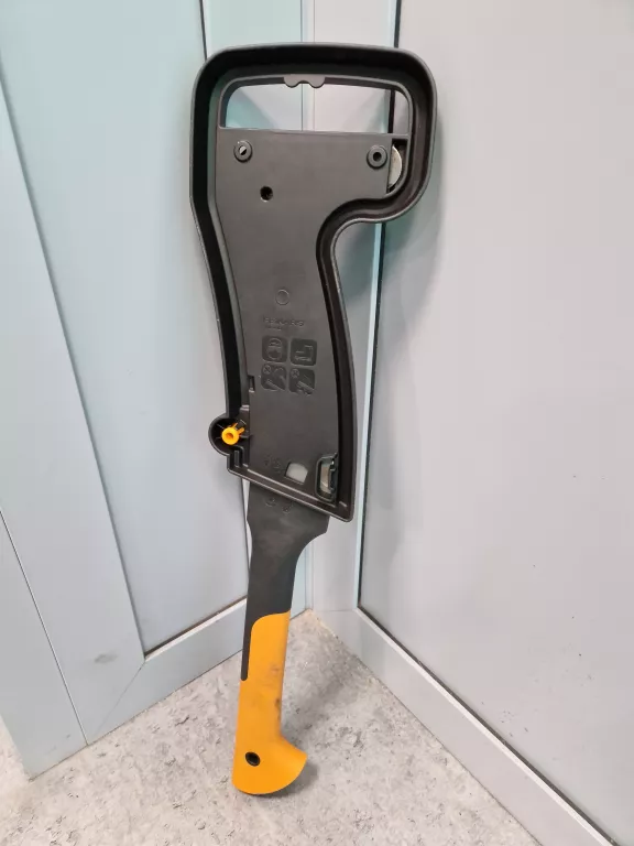 TASAK KARCZOWNIK FISKARS XA3 MACZETA