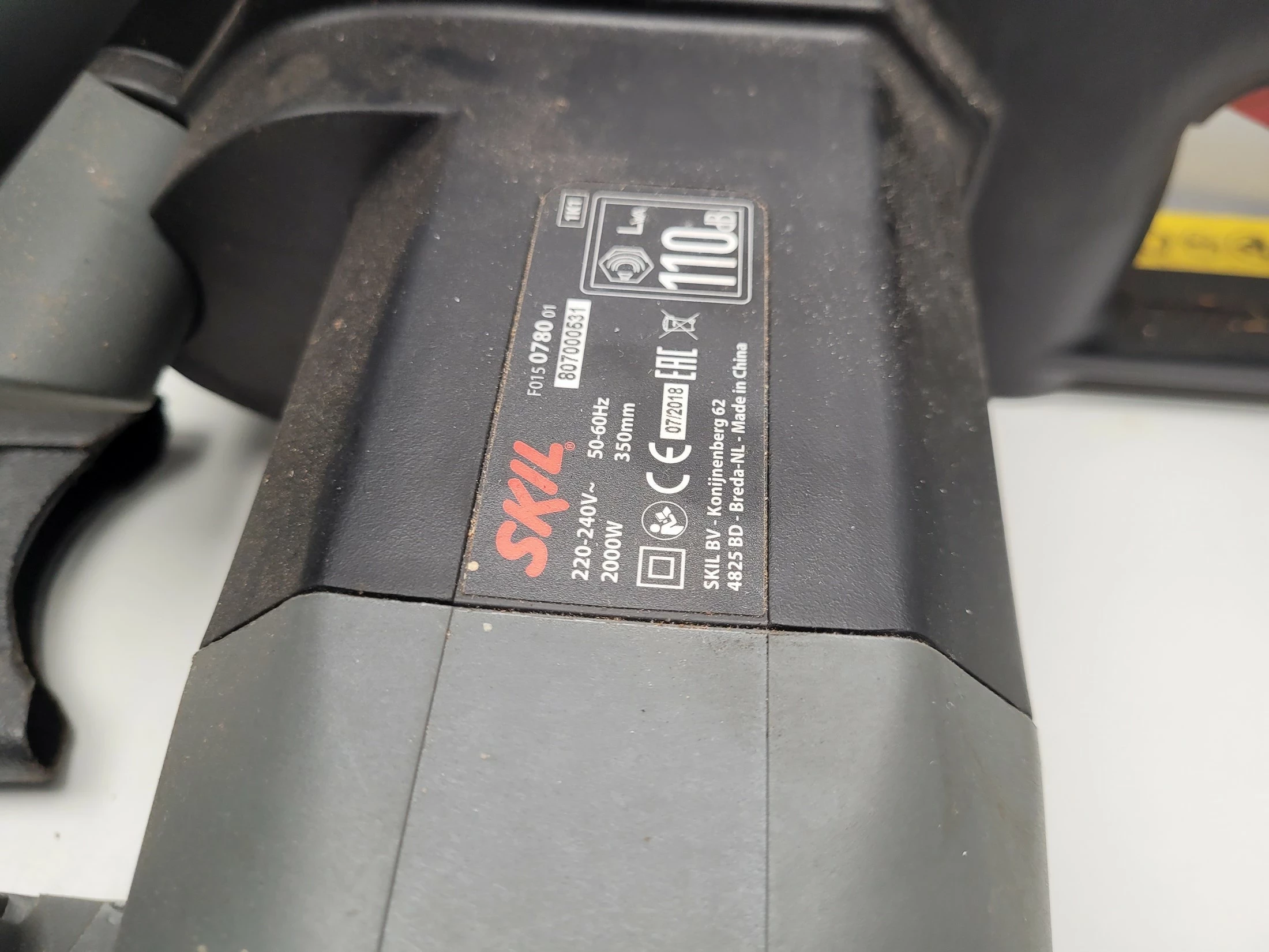 pila-elektryczna-skil-0780-2000w-2018r-zasilanie-sieciowe