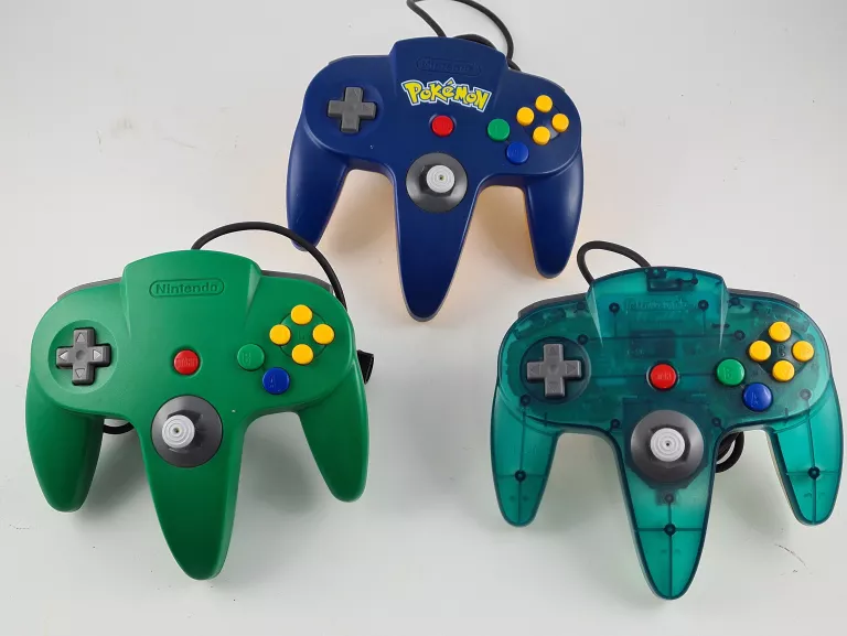 KONSOLA NINTENDO 64 PIKACHU EDITION, 3X PAD, OKABLOWANIE