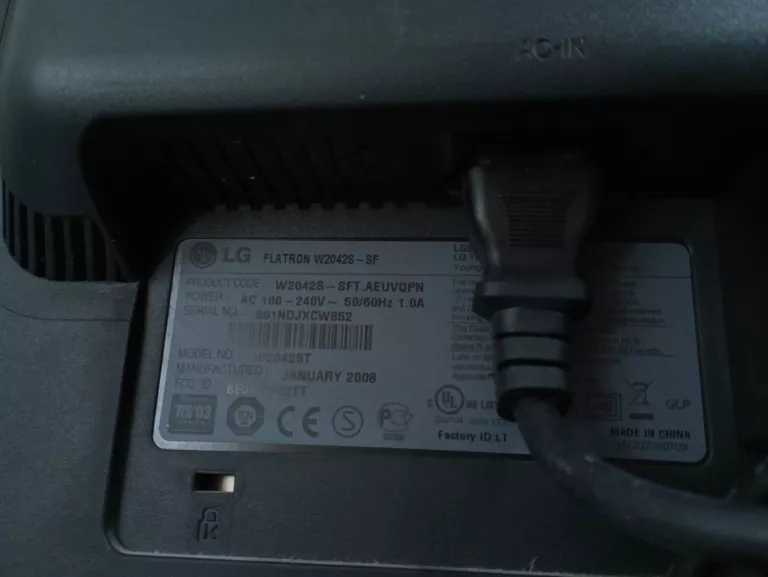 MONITOR LG FLATRON W2042S