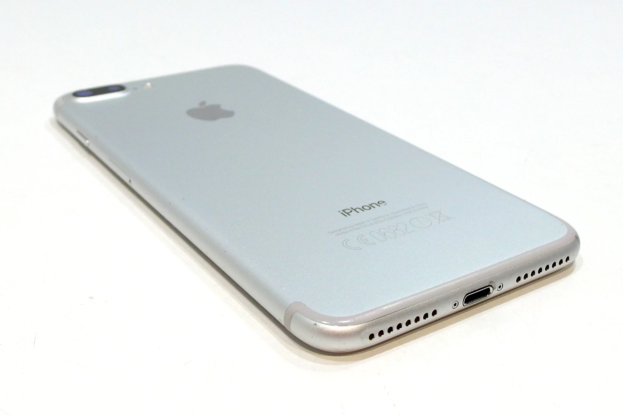 telefon-iphone-7-plus-128-gb-pojemnosc-akumulatora-2900