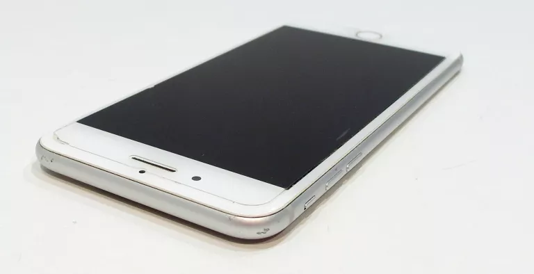 telefon-iphone-7-plus-128-gb-system-operacyjny-ios