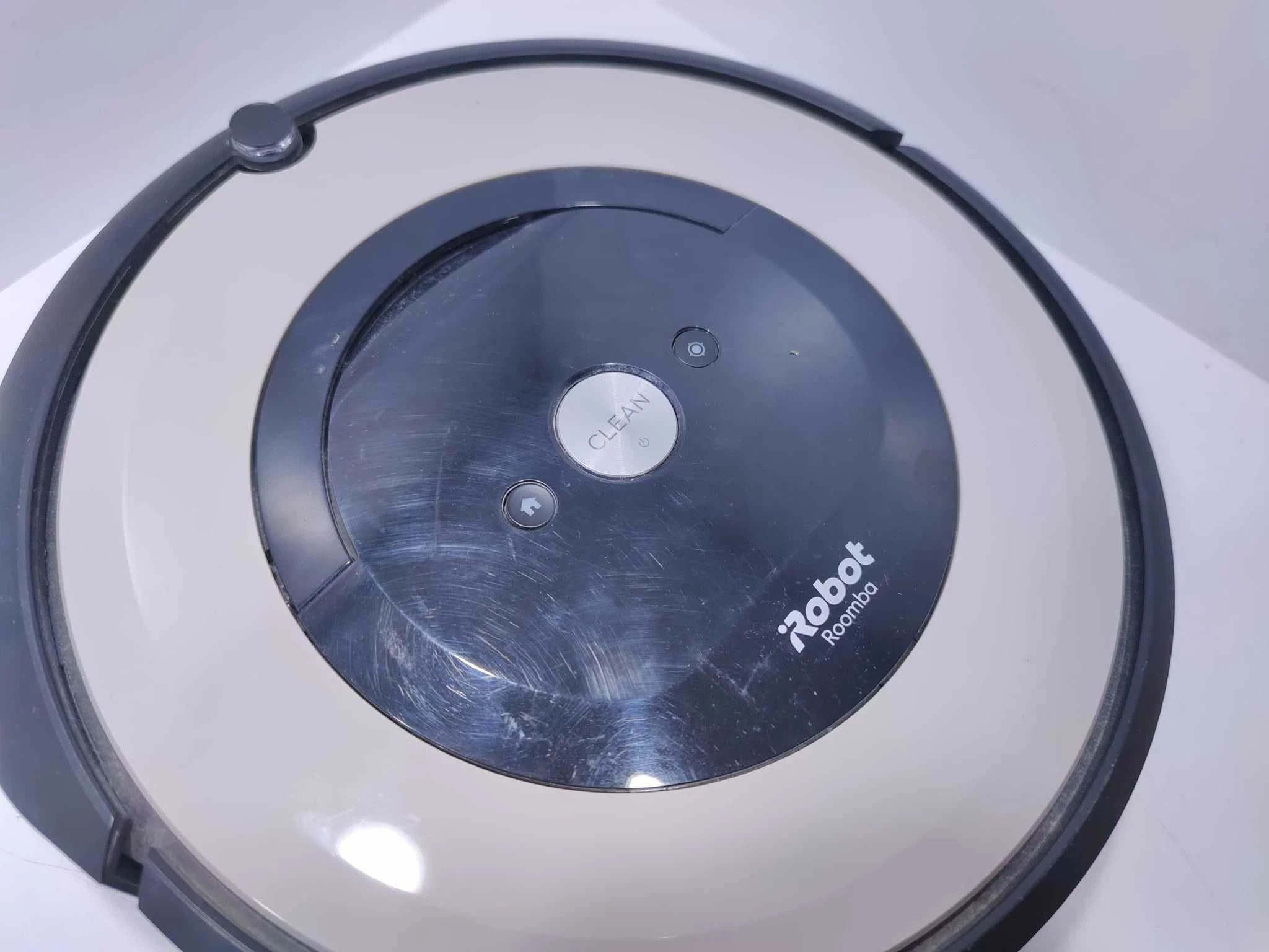 robot-sprzatajacy-irobot-roomba-e5-promocja-model-roomba-e5