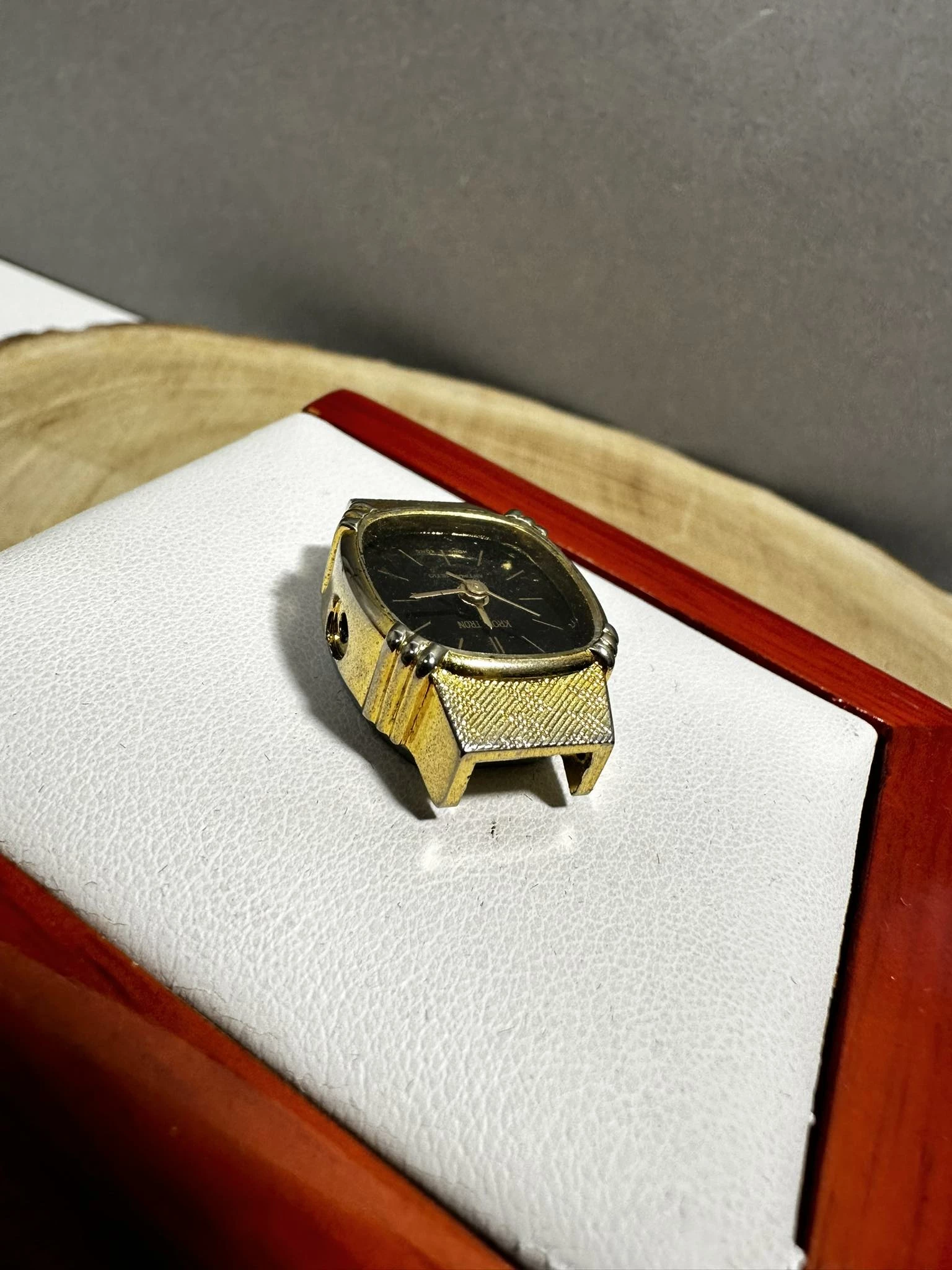 zegarek-kronotron-antimagnetic-hong-kong-model-hong-kong