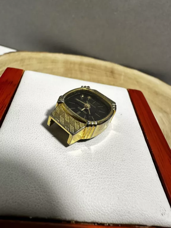 ZEGAREK KRONOTRON ANTIMAGNETIC HONG KONG