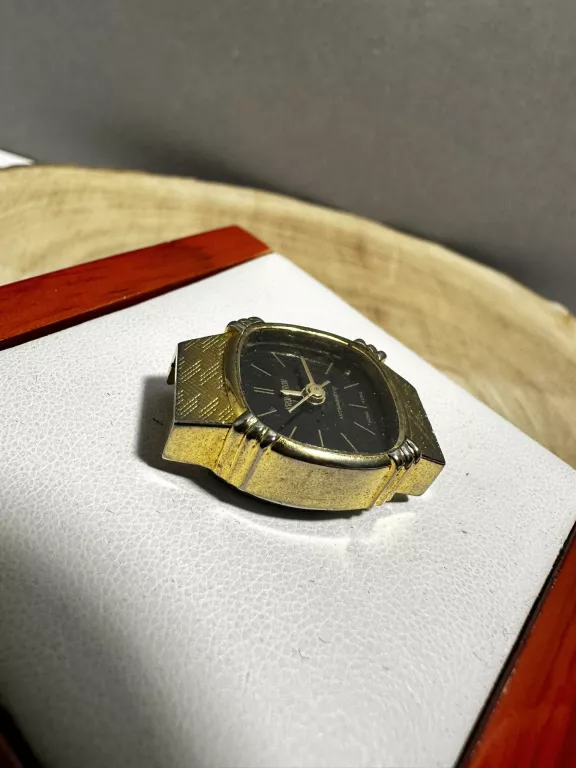 ZEGAREK KRONOTRON ANTIMAGNETIC HONG KONG