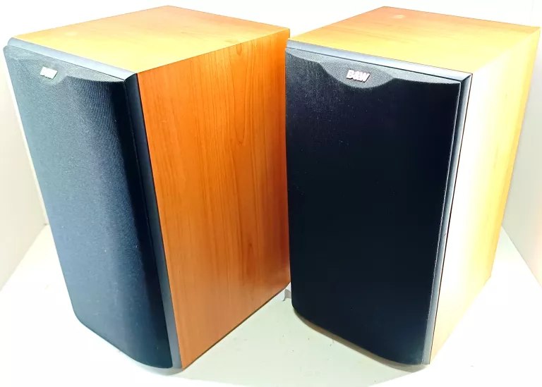 KOLUMNY B&W BOWERS & WILKINS DM601 S2