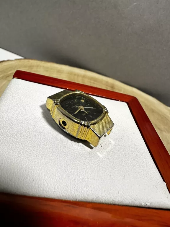ZEGAREK KRONOTRON ANTIMAGNETIC HONG KONG