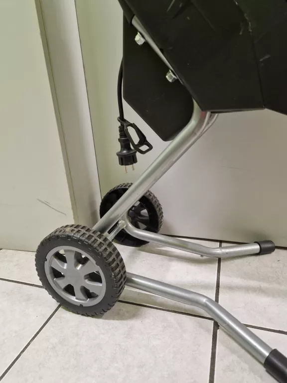 ROZDRABNIACZ ELEKTRYCZNY DO GAŁĘZI LIDER