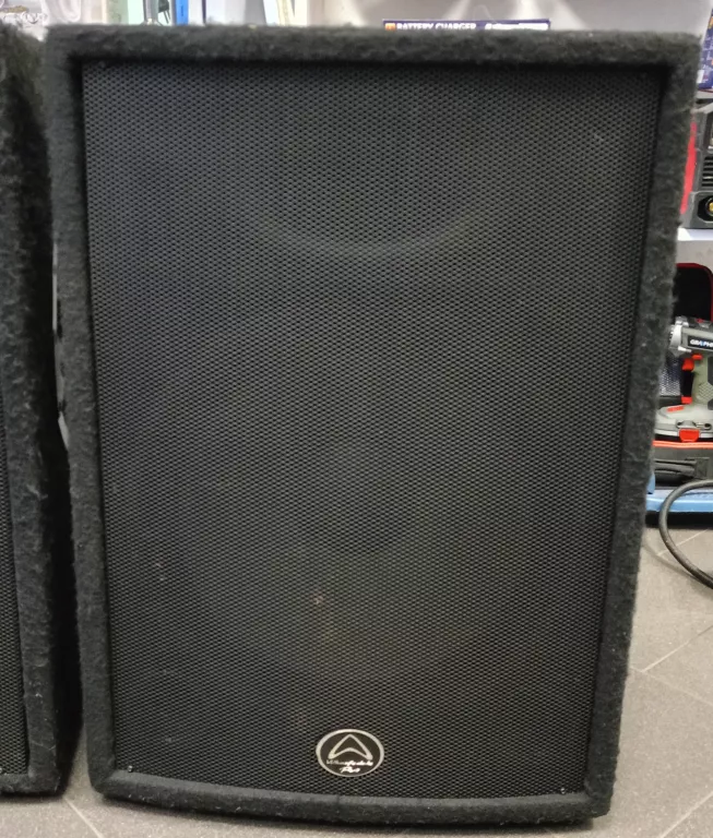 glosniki-kolumny-wharfedale-pro-svp-x15-pro-15-stan-uzywany