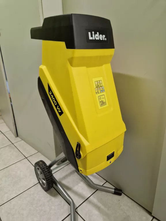 ROZDRABNIACZ ELEKTRYCZNY DO GAŁĘZI LIDER