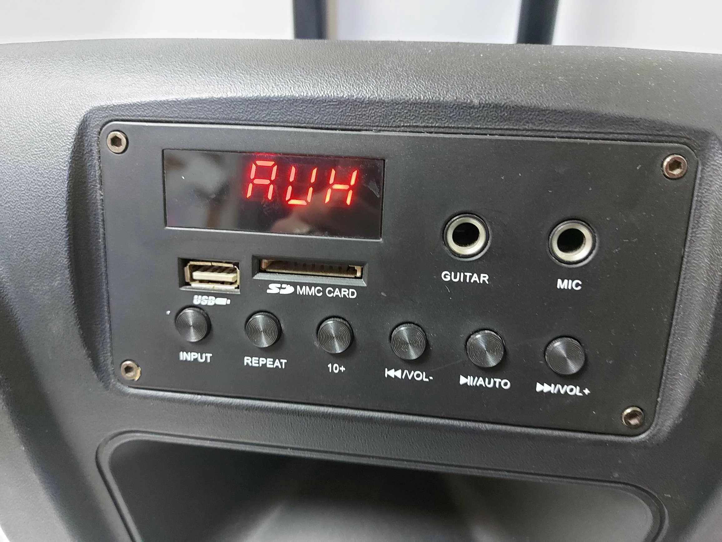 kolumna-aktywna-azusa-mik0144-lad-mikrofon-marka-azusa