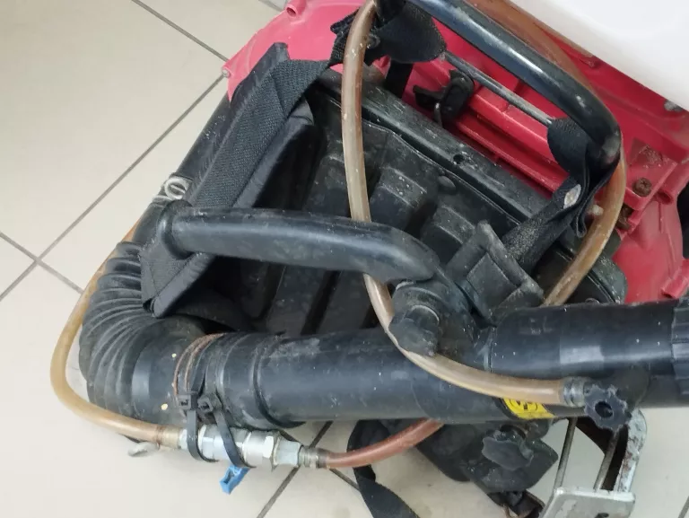 OPRYSKIWACZ SPALINOWY GARDETECH 11820 20L