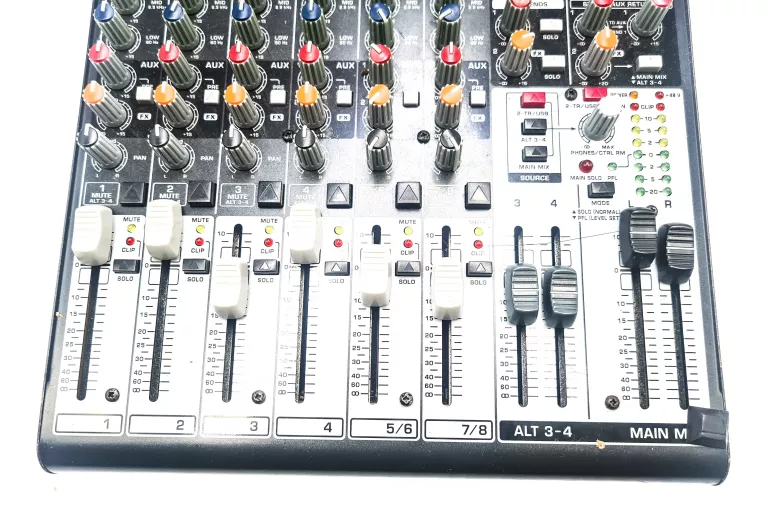 BEHRINGER XENYX X1204 MIKSER MUZYCZNY