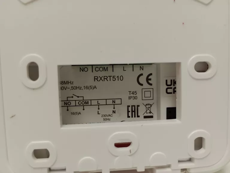 salus-091flv2-regulator-sterownik-marka-salus
