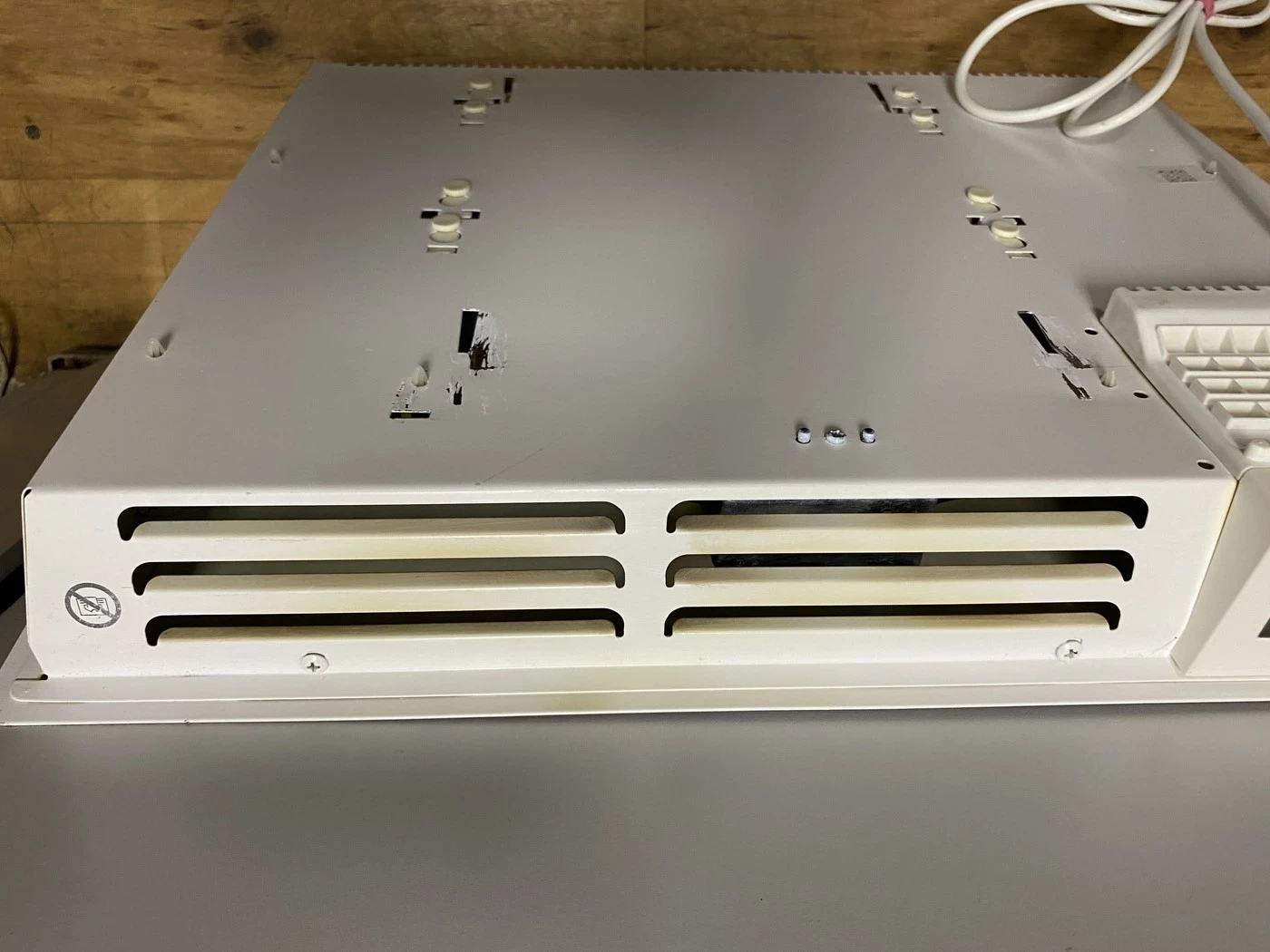 grzejnik-konwektorowy-blyss-1000-w-bialy-ne10ft-ean-gtin-3663602912996