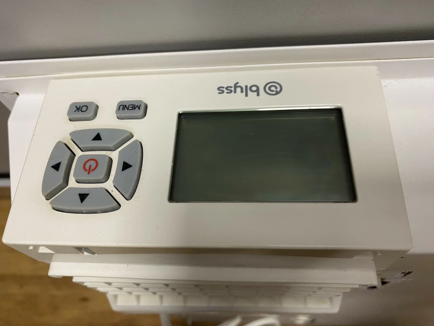 grzejnik-konwektorowy-blyss-1000-w-bialy-ne10ft-marka-blyss